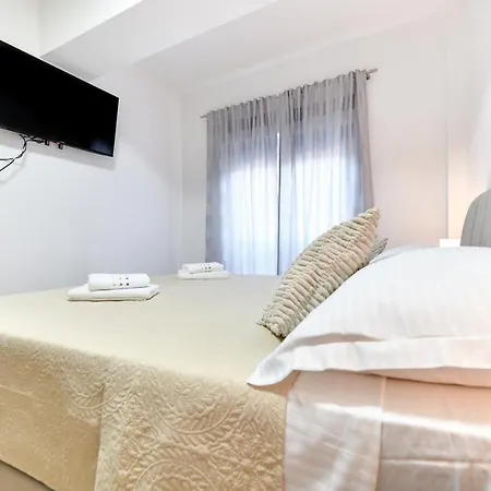 Holiday With Pool - Prkos, Zadar Region Villa