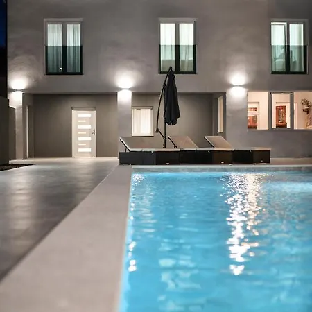 Holiday With Pool - Prkos, Zadar Region *